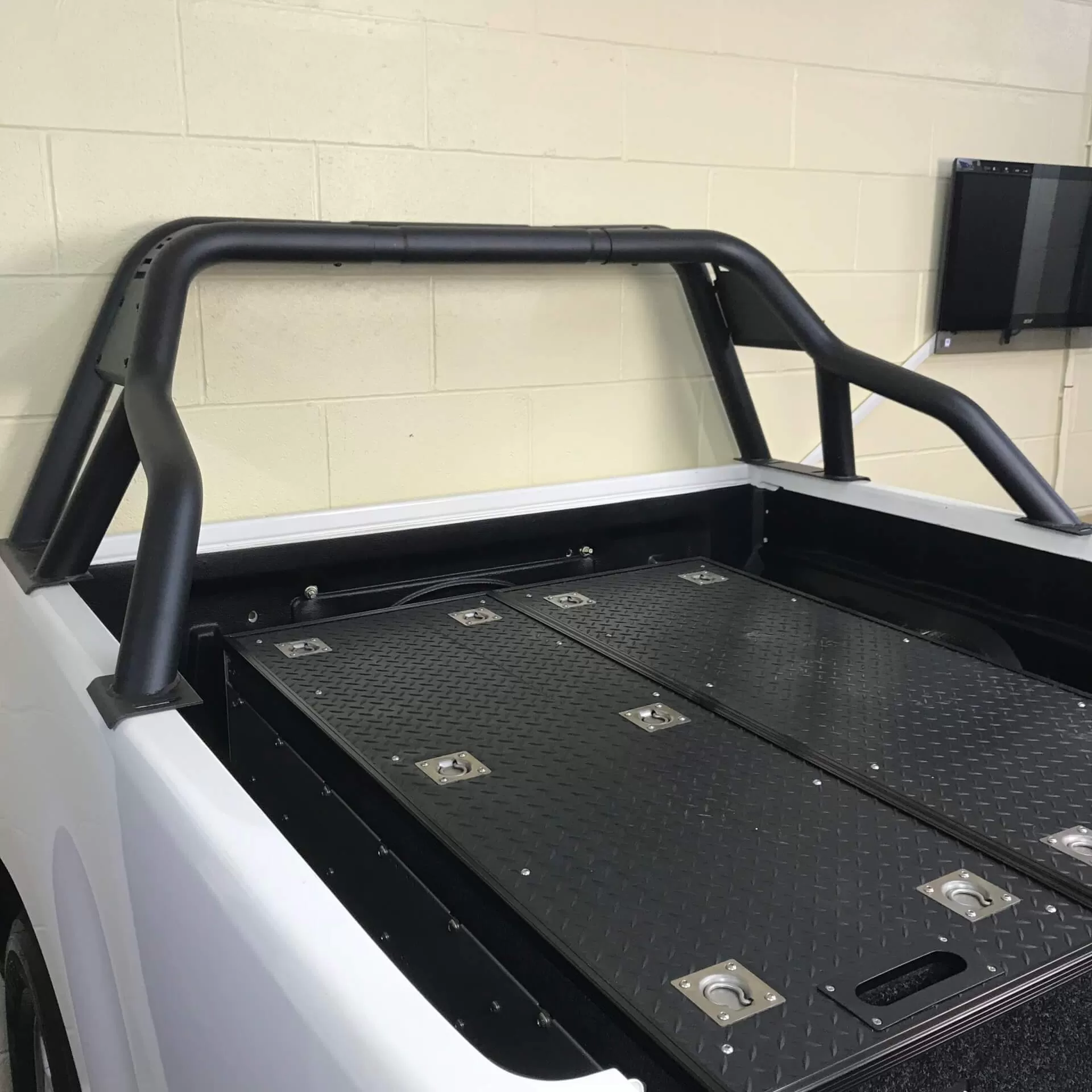 Black Short Arm Roll Sports Bar for the Mercedes Benz X-Class