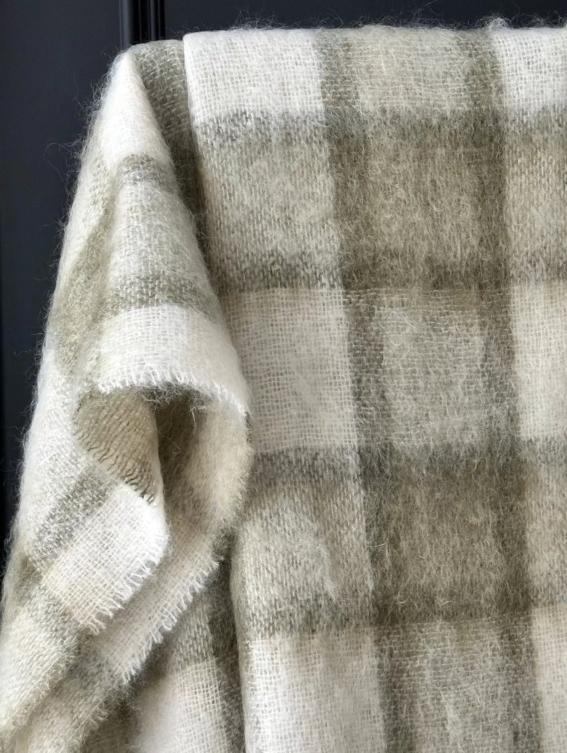 CUSHENDALE MILLS - Drumin Mohair Blanket in Olive