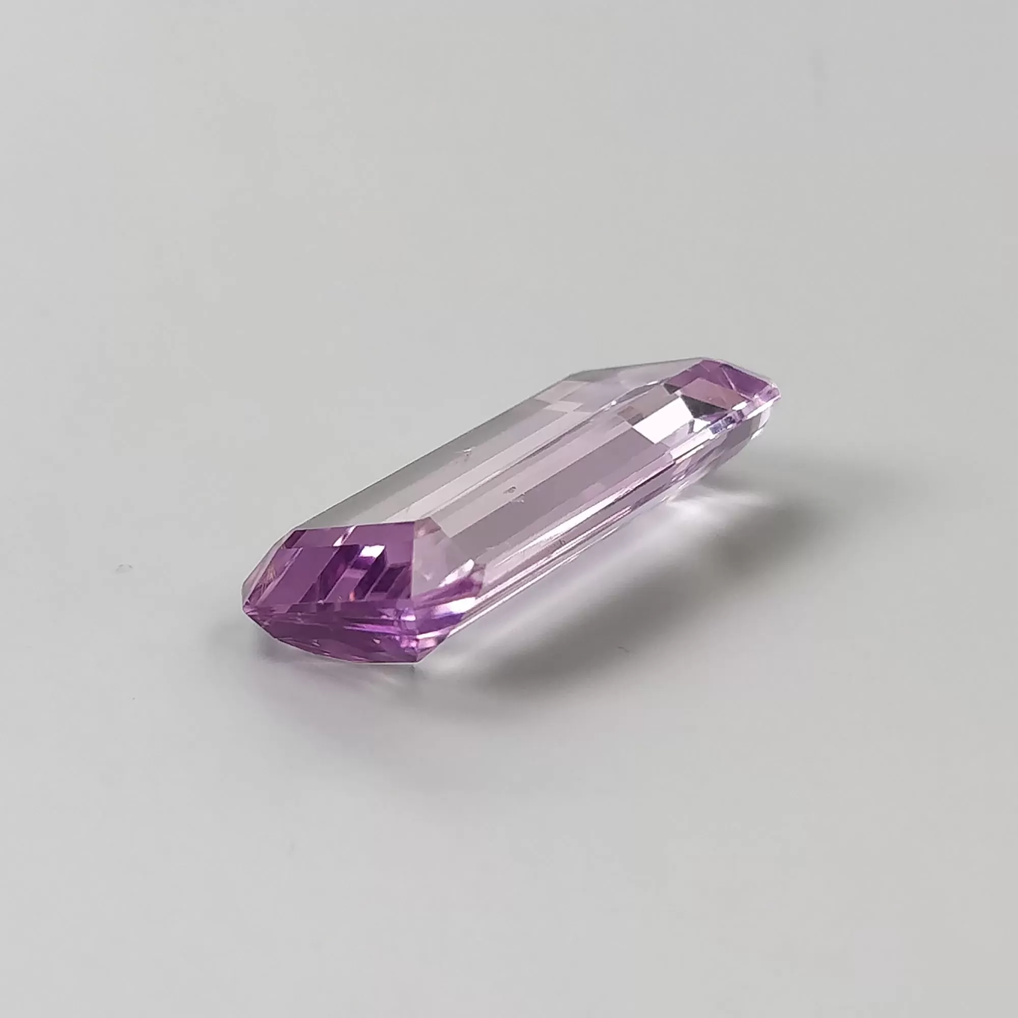 KUNZITE Gemstone Normal Cut : 16.20cts Natural Untreated Unheated Purple Kunzite Cushion Shape 23.5*12mm